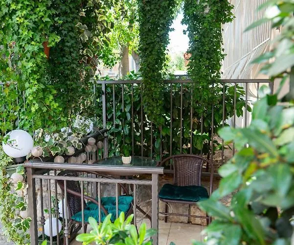 La Guardia Apartment With Private Parking * Rijeka