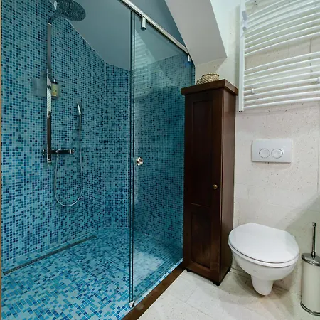 La Guardia With Free Private Parking * Rijeka